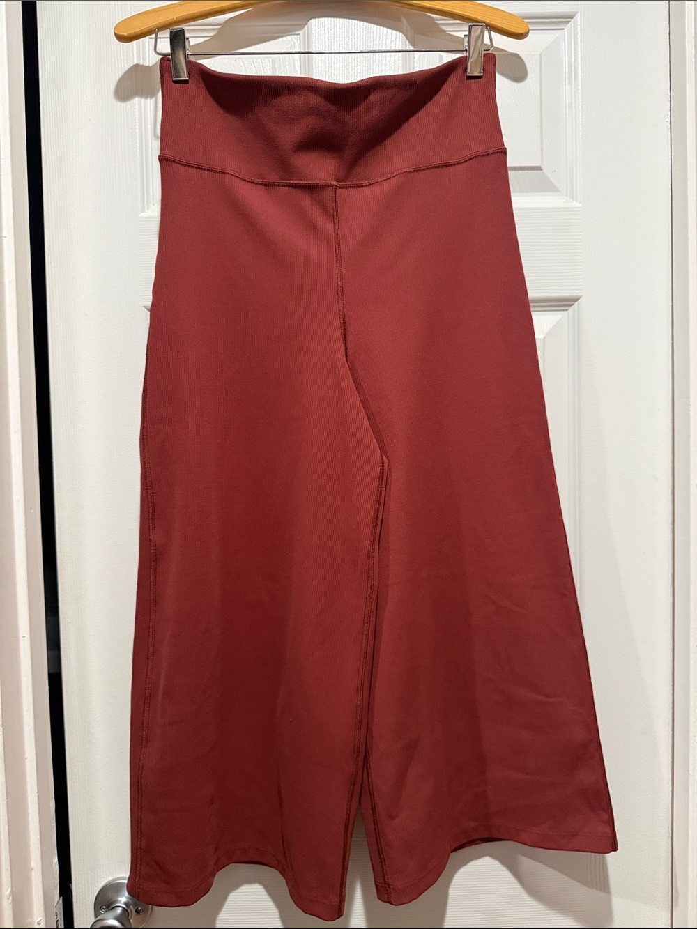 Gap High-Waist A-Line Midi wide leg pant - Rust Red